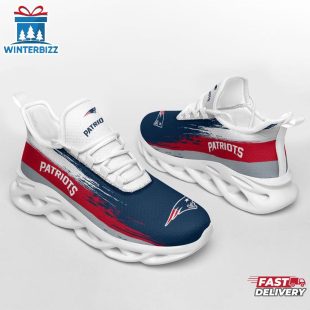 New England Patriots Color Streak Pattern NFL Max Soul Shoes