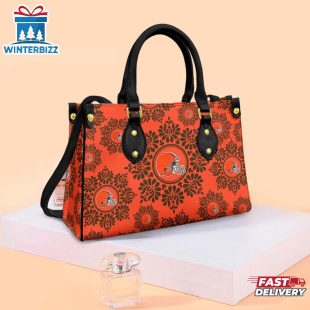 NFL Cleveland Browns Ornamental Round Pattern Leather Handbag